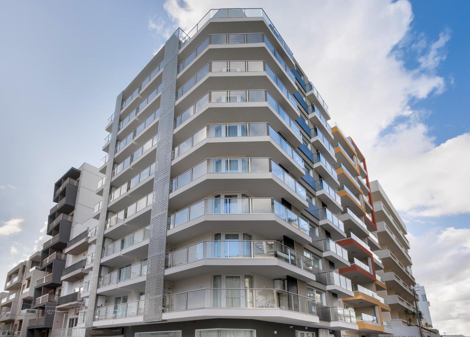 Hotel Mistral St Julian'S, Affiliated By Melia Saint Julian's Dış mekan fotoğraf
